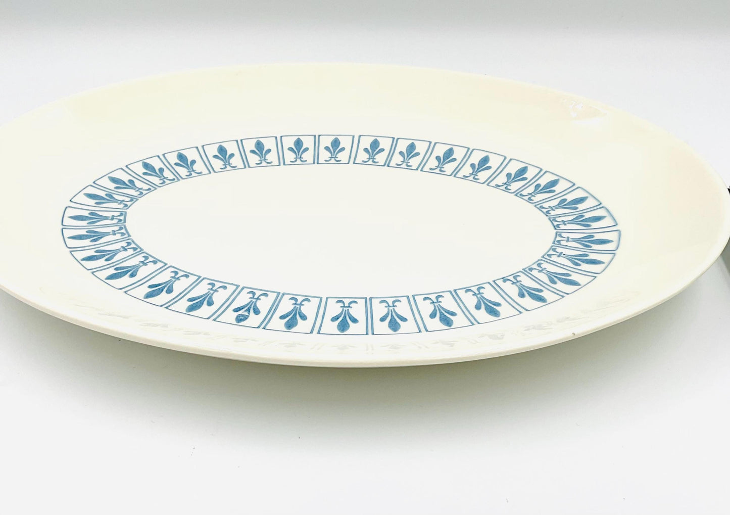 Homer Laughlin Richelieu Fleur De Lis Oval Serving Platter