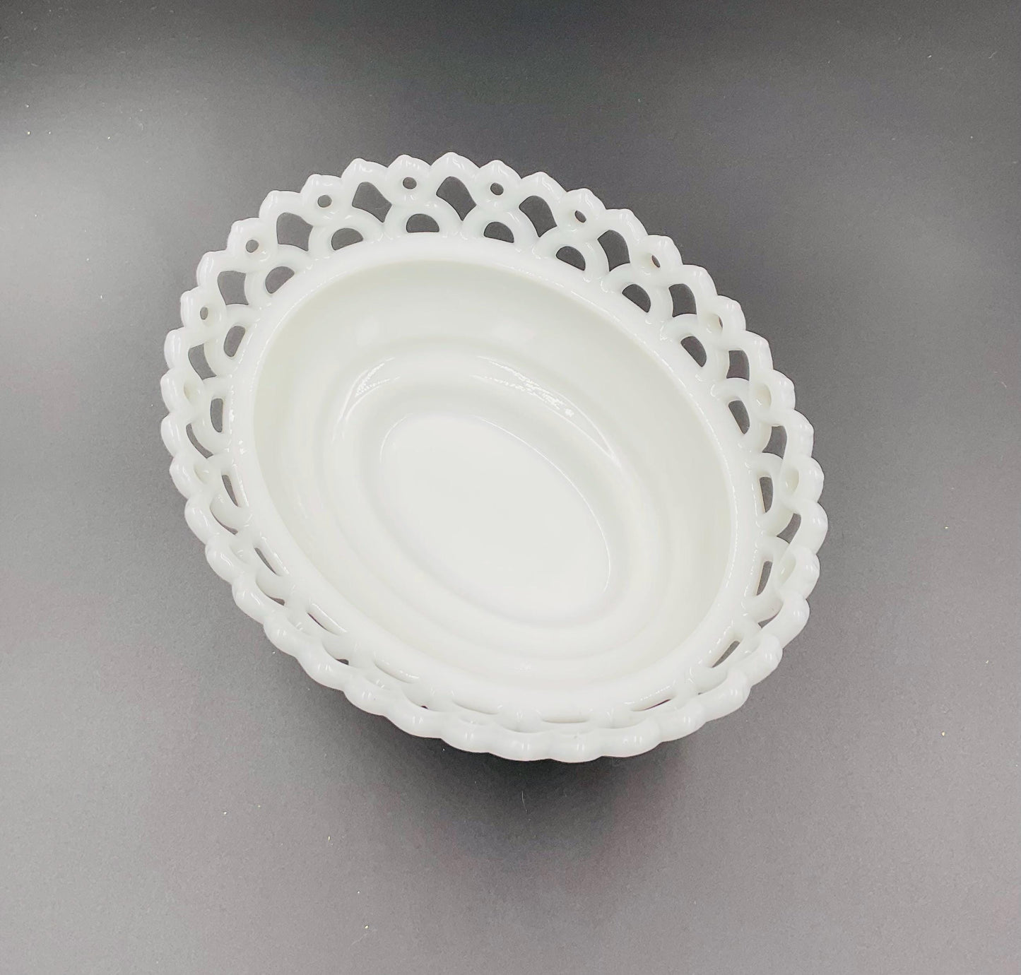 Vintage Westmoreland Milk Glass Lace Edge Bowl