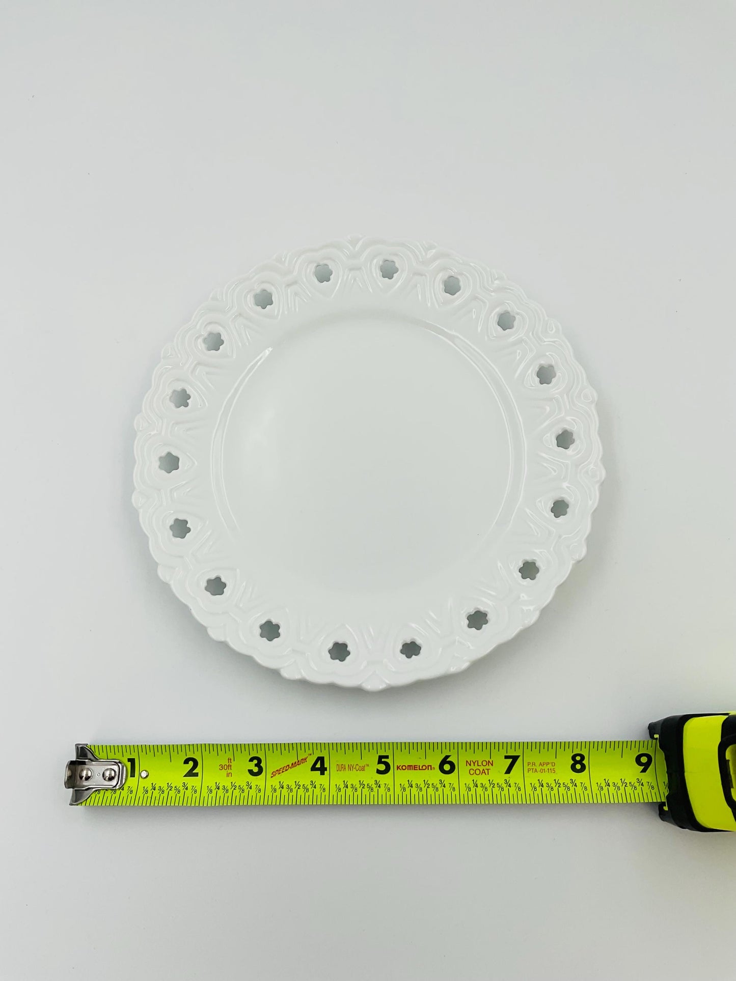 Home Essentials & Beyond Basic Porcelana White Reticulated Salad Plate