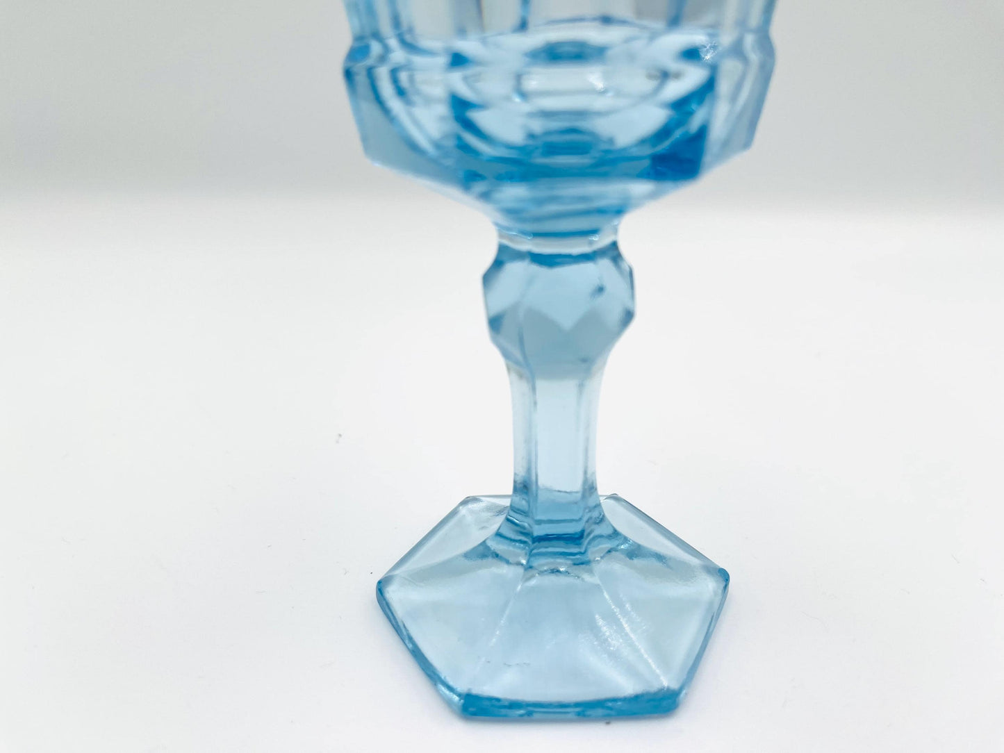 Vintage Fostoria Virginia Blue Pressed Glass Goblets โ Set of 5