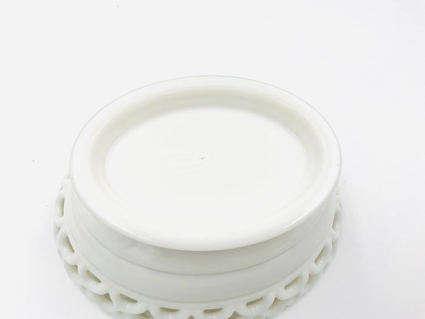Vintage Westmoreland Milk Glass Lace Edge Bowl