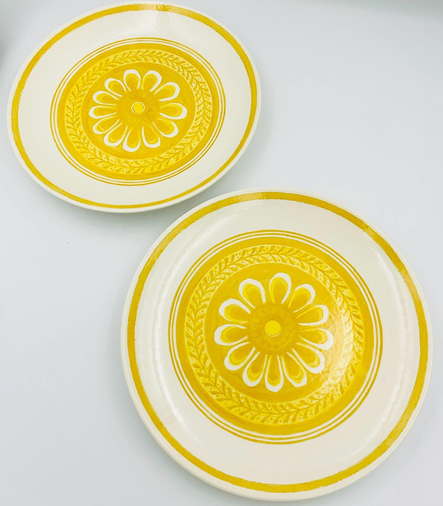 Royal China Cavalier Ironstone Casablanca Dinner Plate