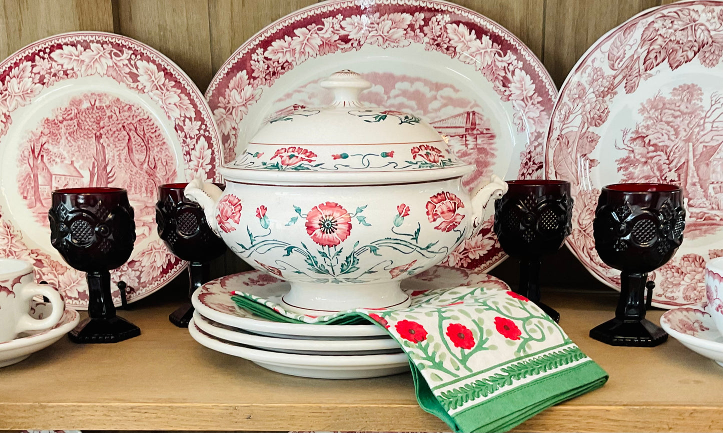 Set of 2 Avon Ruby Red Cape Cod Collection Glasses