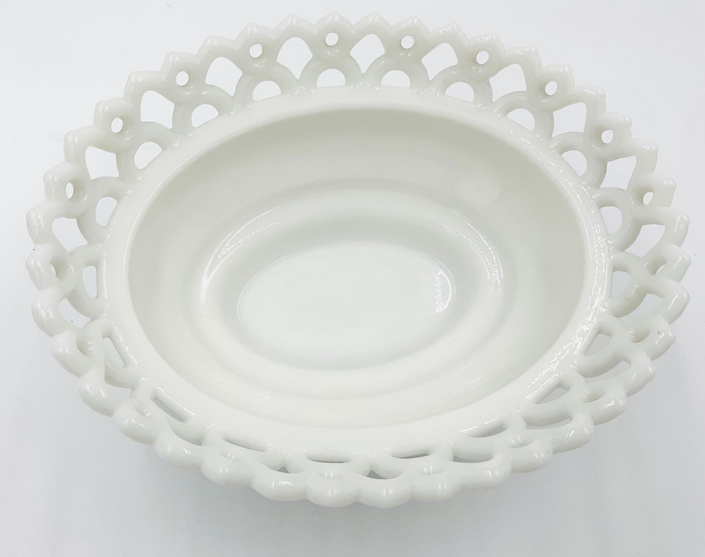 Vintage Westmoreland Milk Glass Lace Edge Bowl