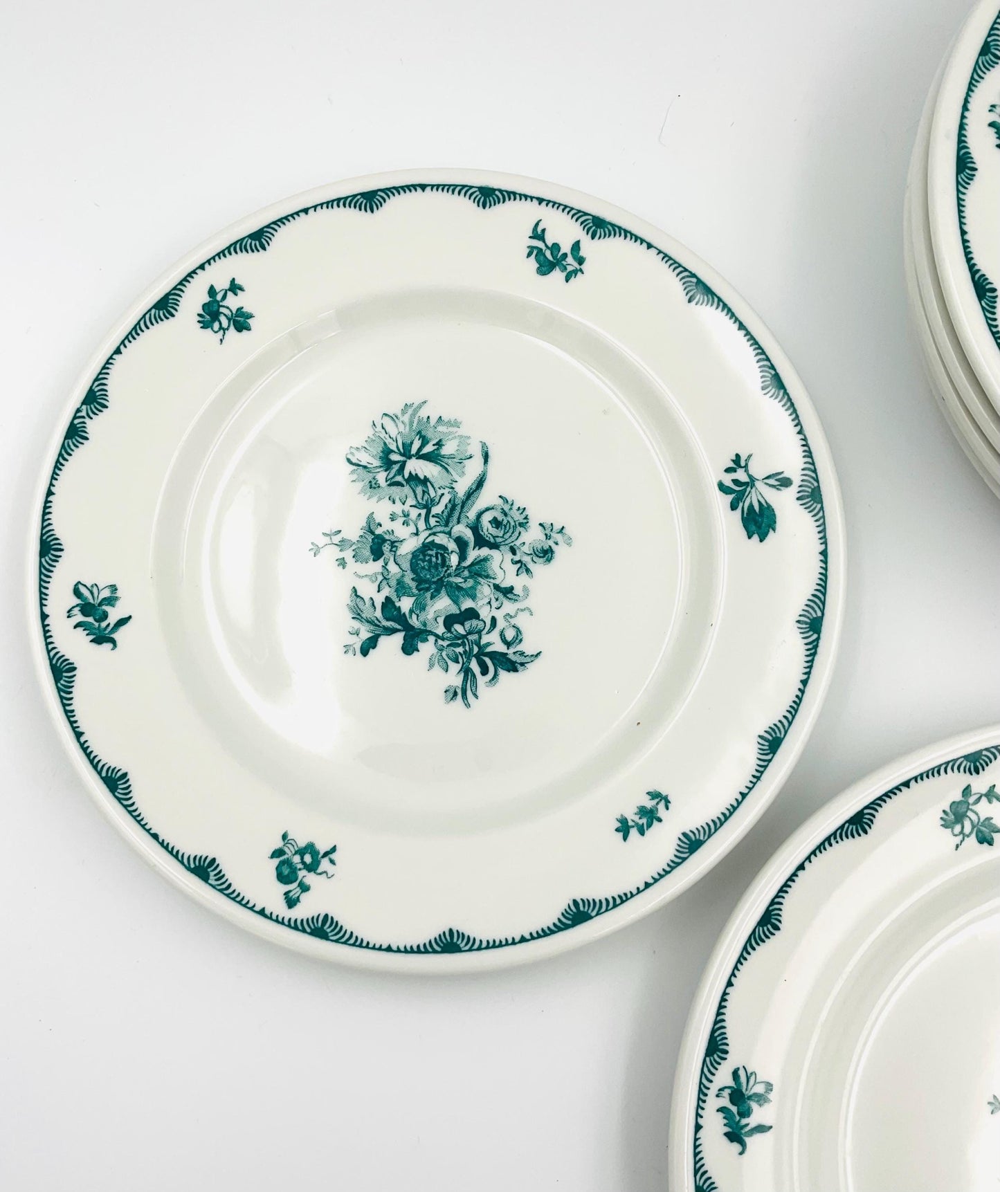 Macdonald & Gehm Green and White 7” Plate