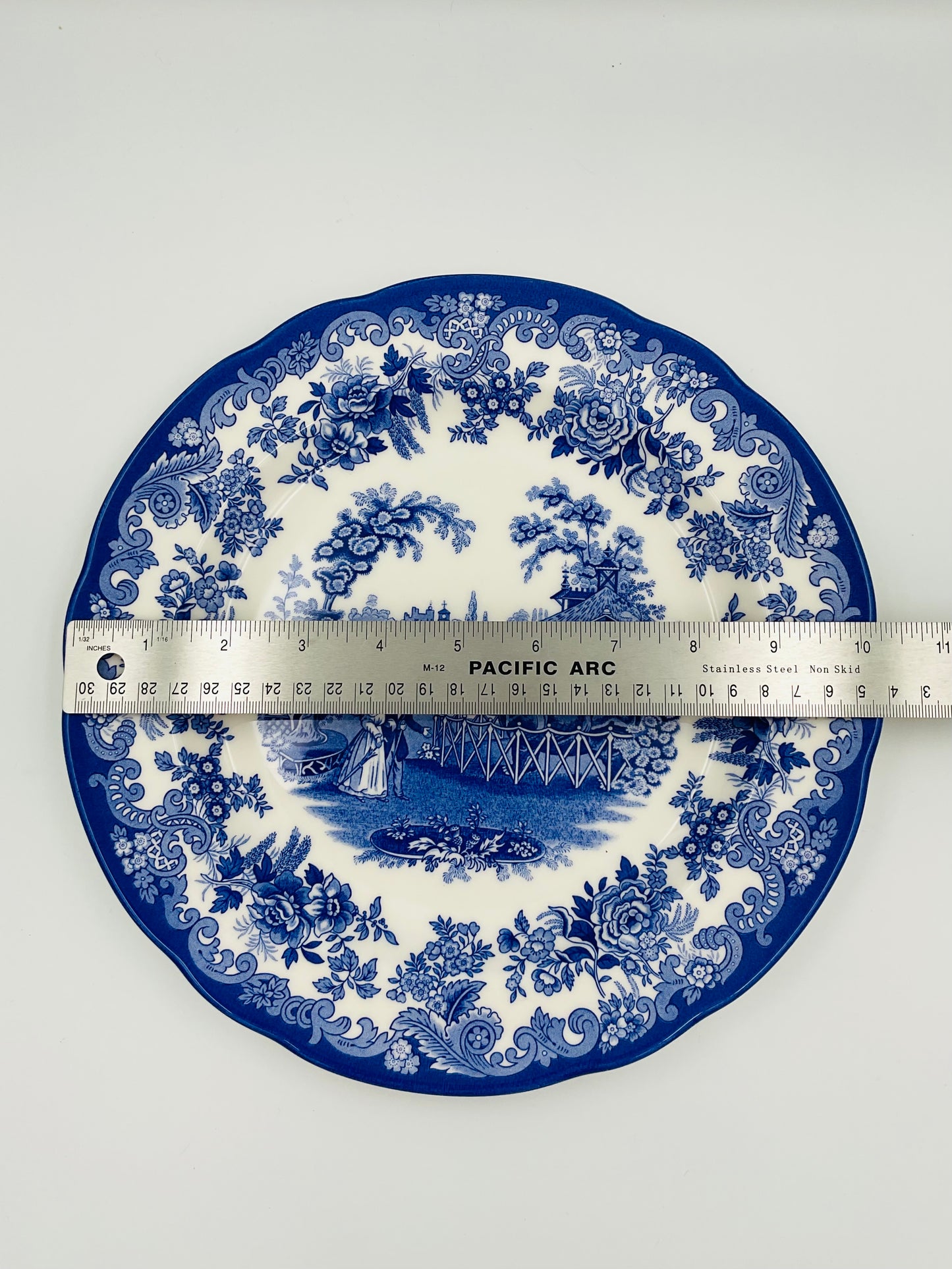 Spode Blue Room Collection “Rhinoceros House” Plate