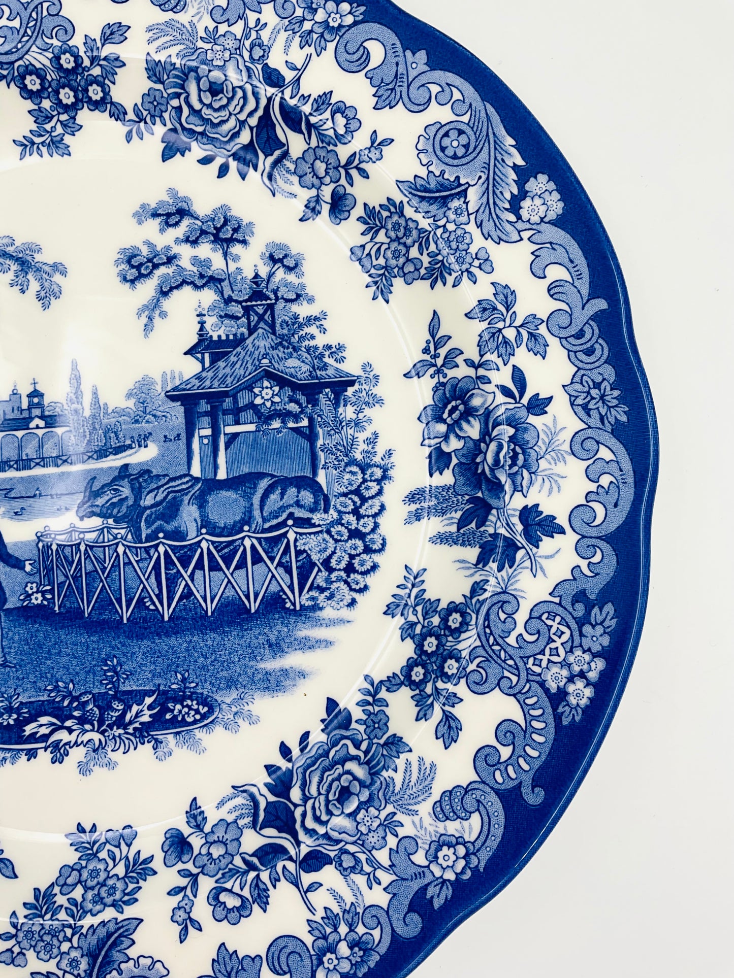 Spode Blue Room Collection “Rhinoceros House” Plate