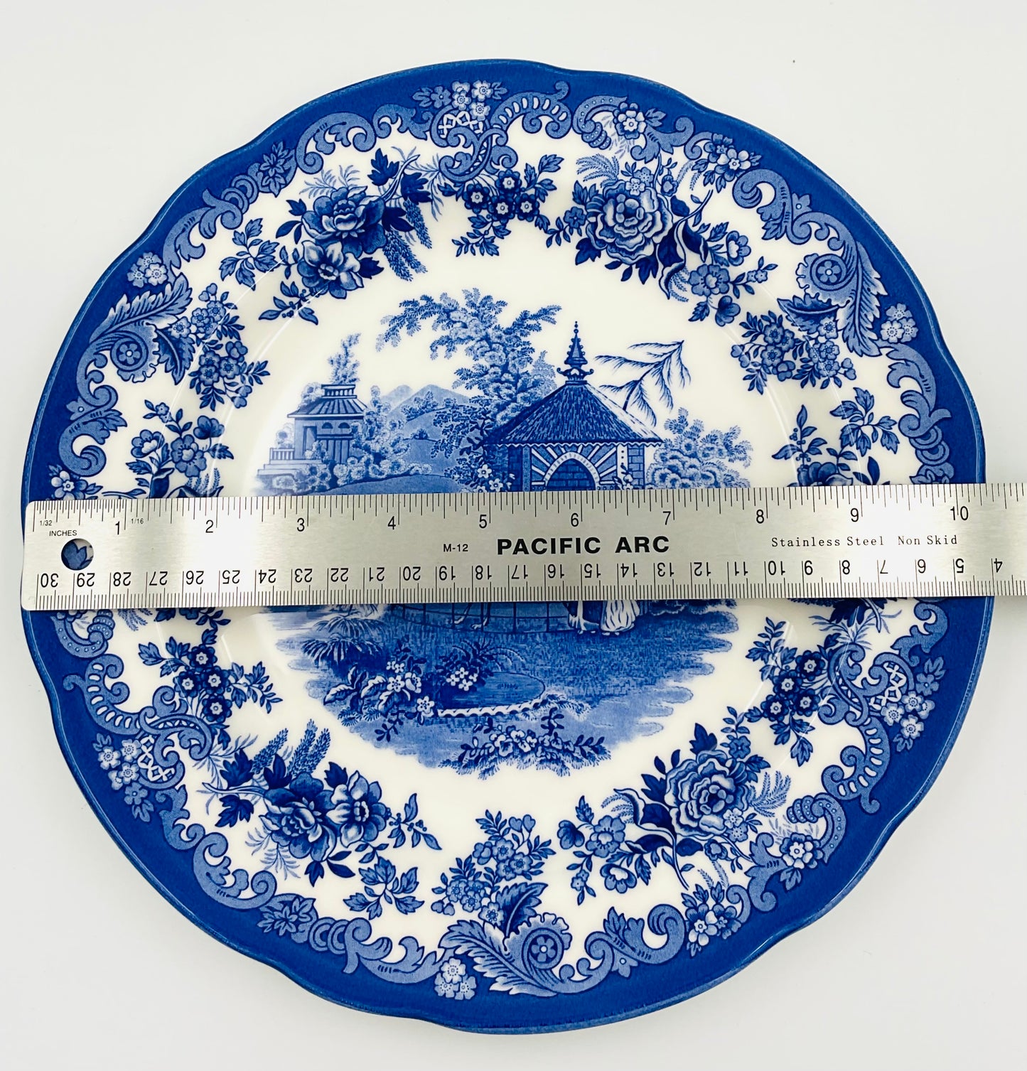 Spode Blue Room Collection “Ostrich House” Plate