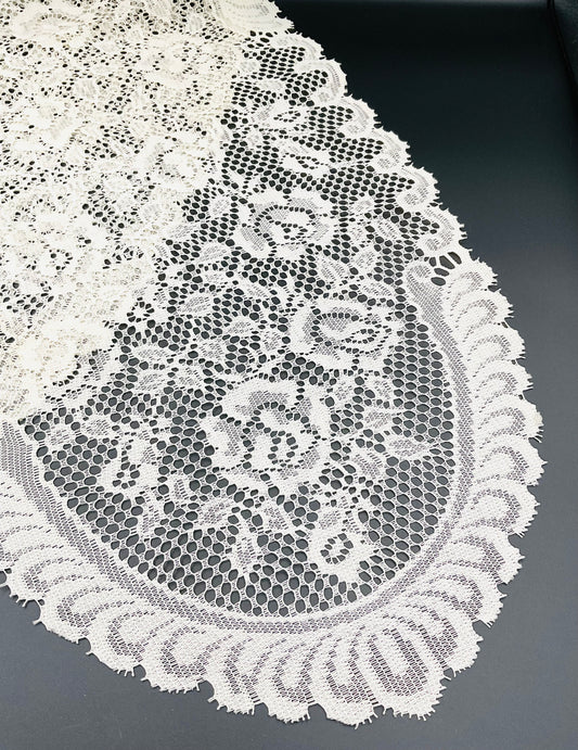 Vintage Lace Table Runner