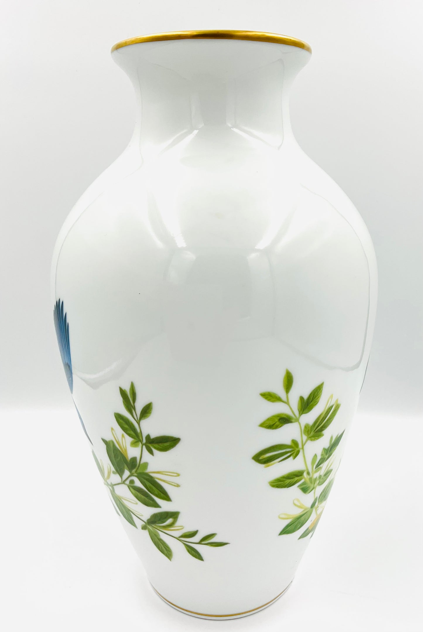 Vintage Franklin Mint The Bluebirds of Summer Vase