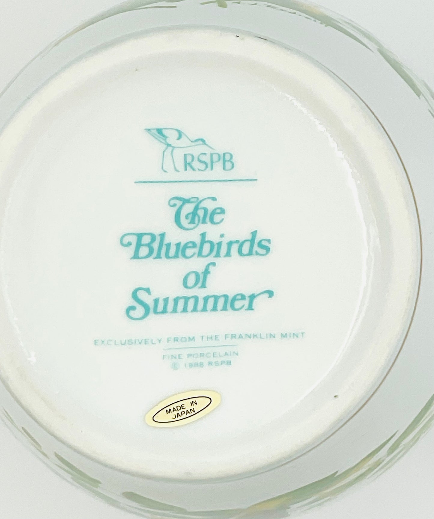 Vintage Franklin Mint The Bluebirds of Summer Vase