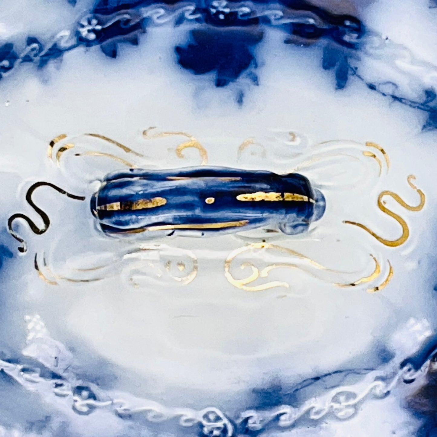 Antique Alfred Meakin Devon Pattern Flow Blue Tureen