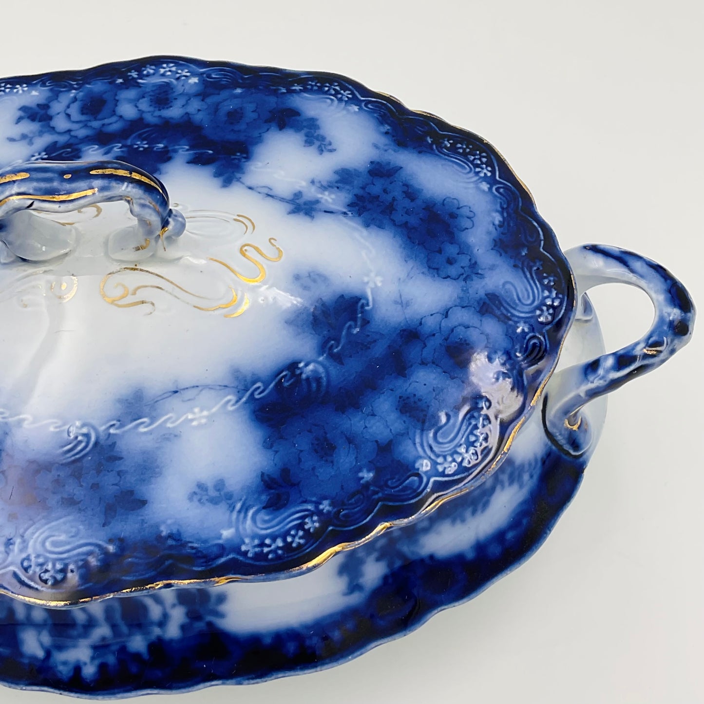 Antique Alfred Meakin Devon Pattern Flow Blue Tureen