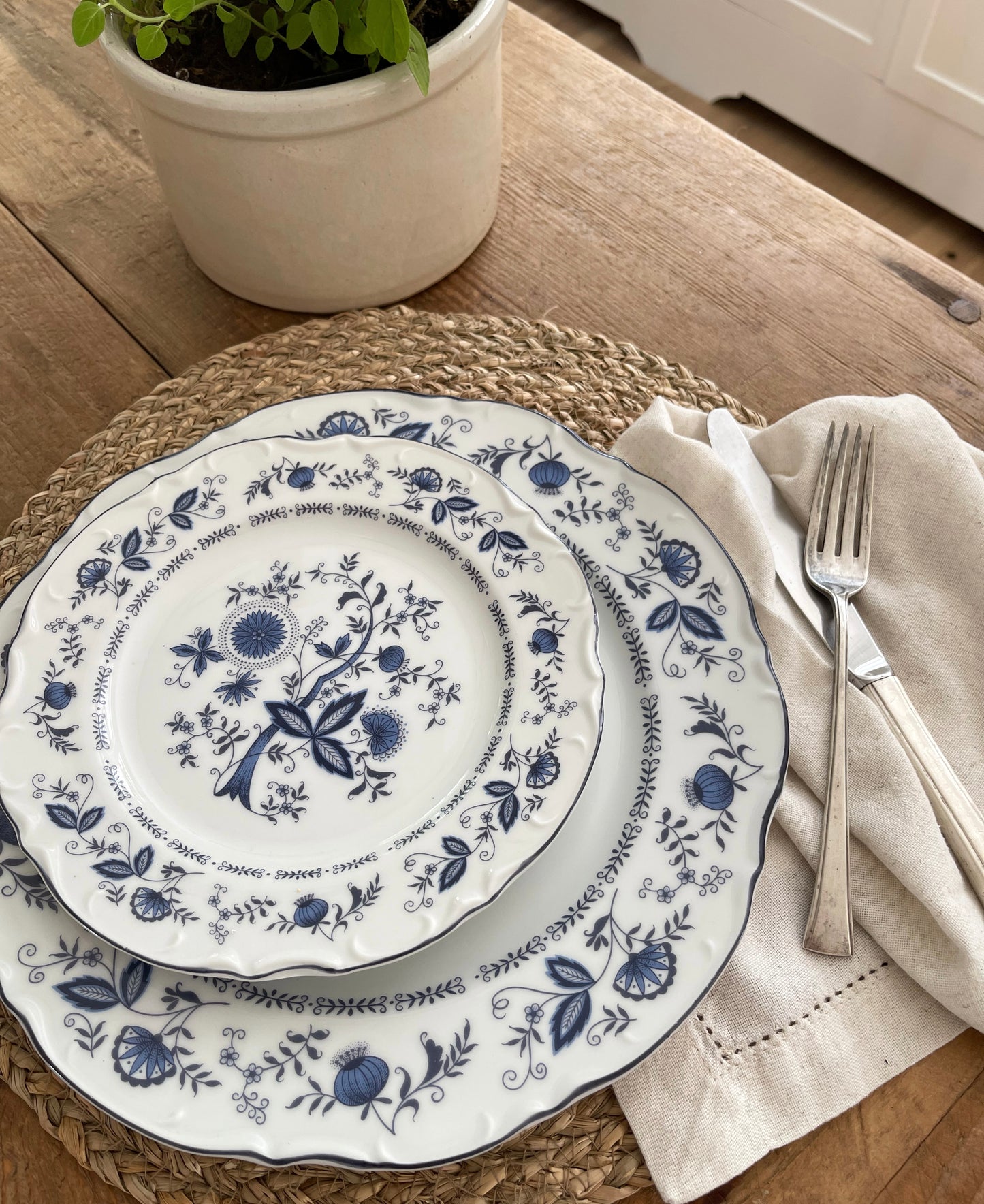 Vintage Sone China Dinner Plate in Blue Onion Pattern - Set of 4