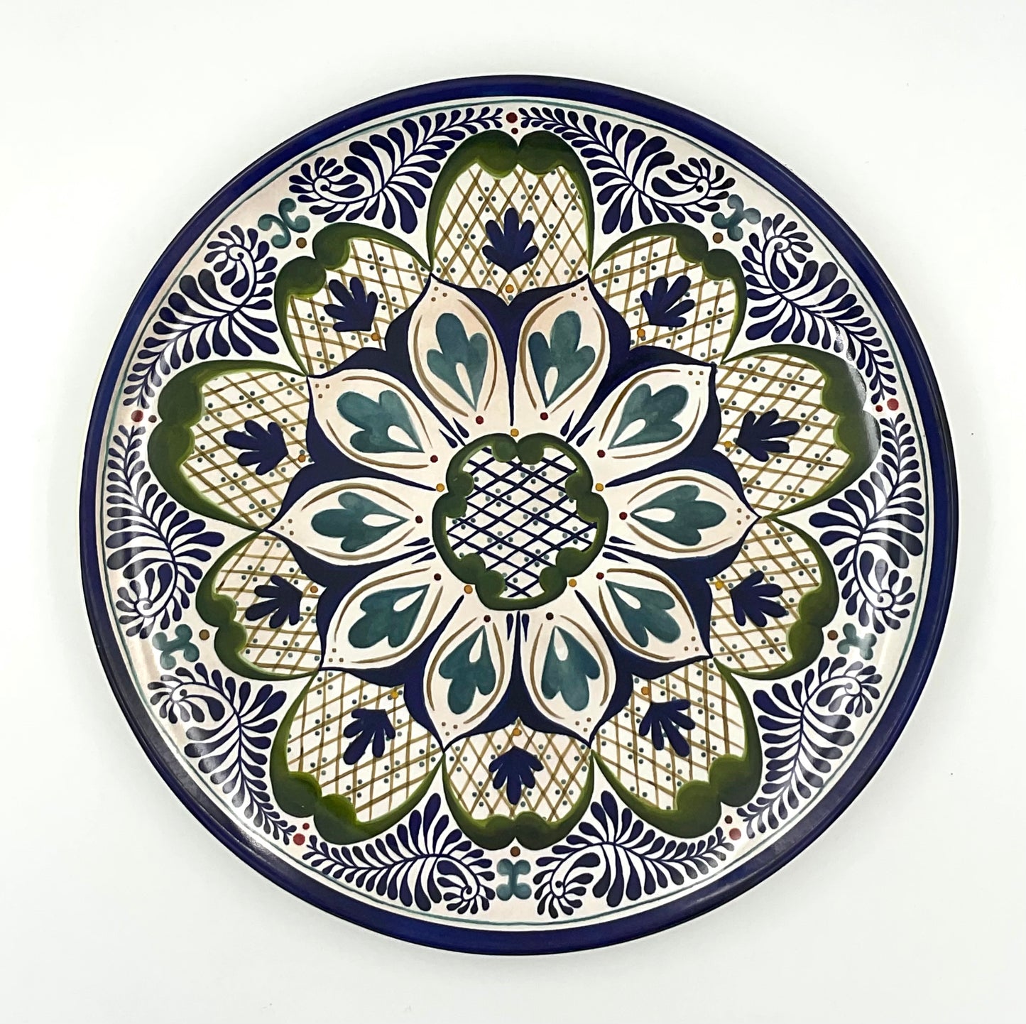 William Sonoma Melamine Outdoor Plates - Set of 4