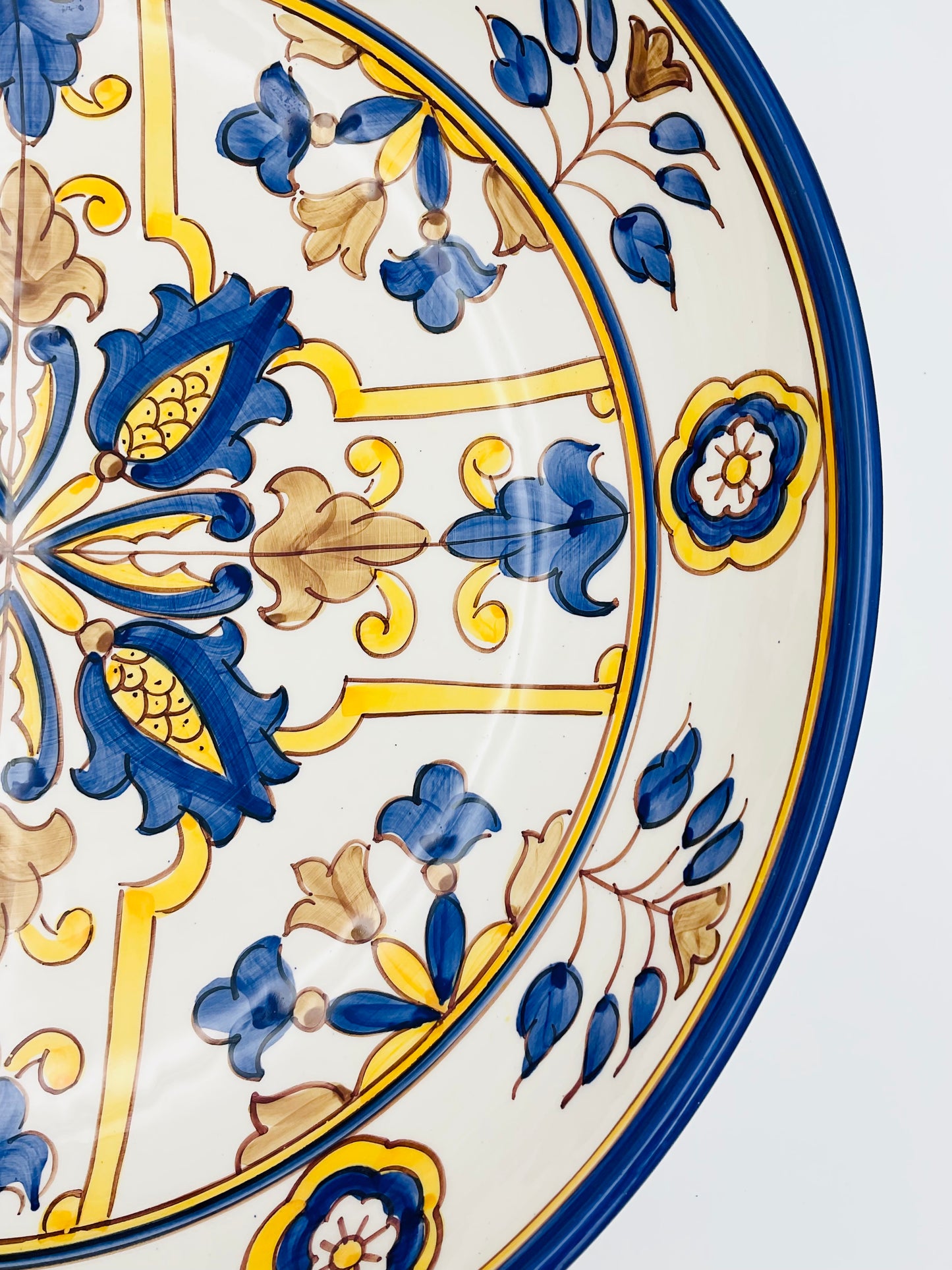 William Sonoma Nazari Hand-Painted Italian Ceramic Serving Bowl