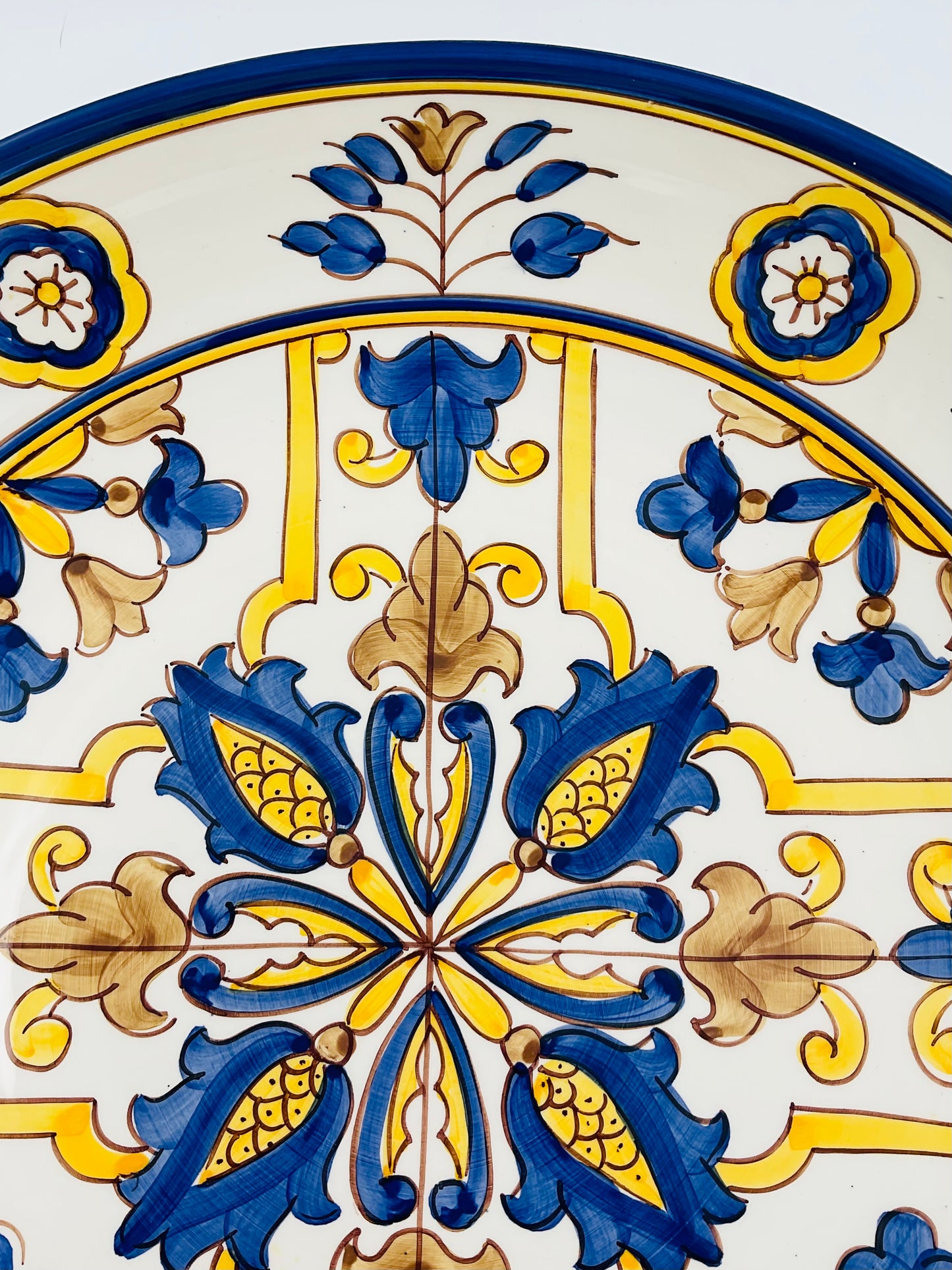 William Sonoma Nazari Hand-Painted Italian Ceramic Serving Bowl