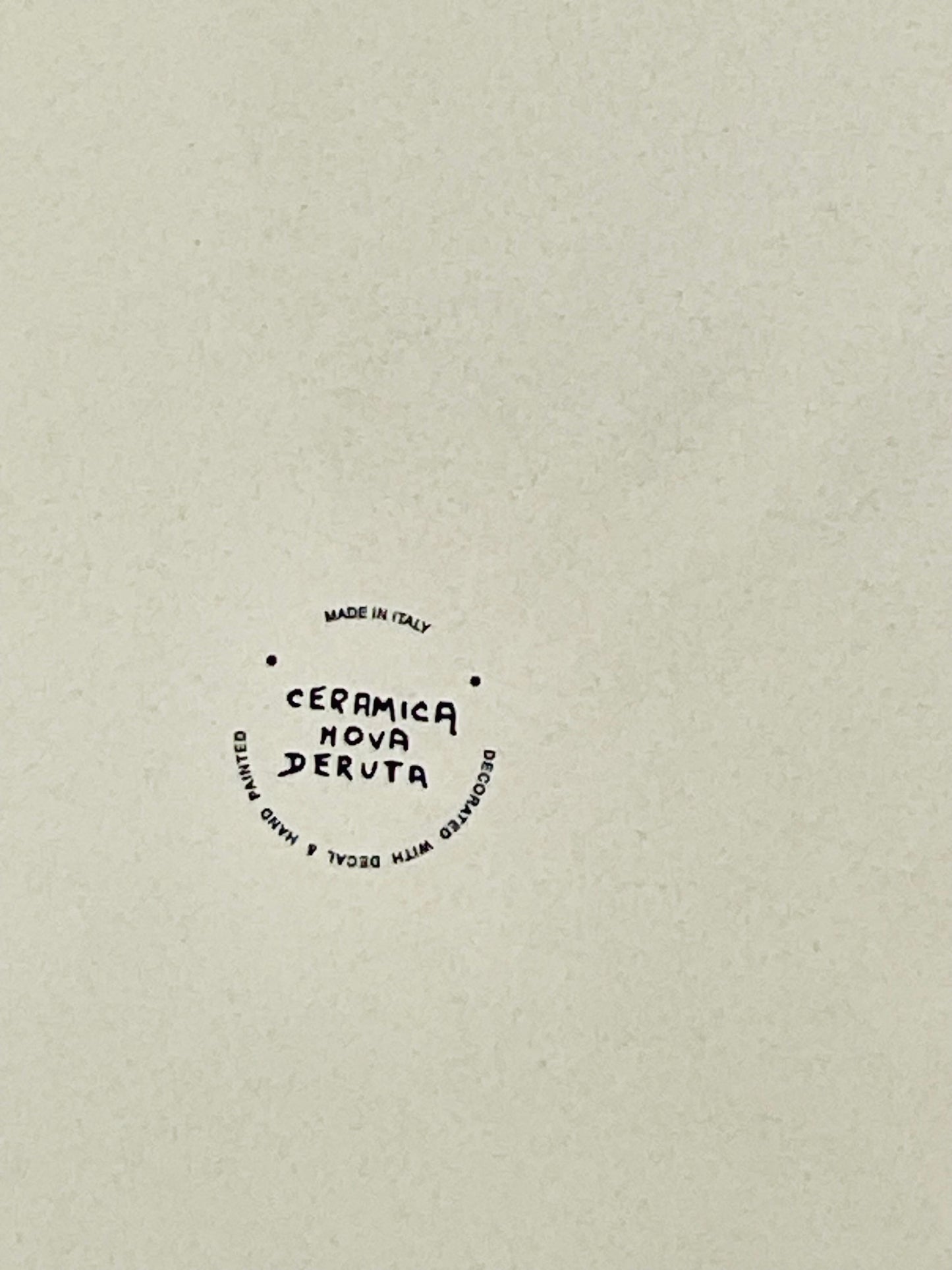 Vintage Ceramica Deruta Hand-Painted Italian Majolica Serving Bowl