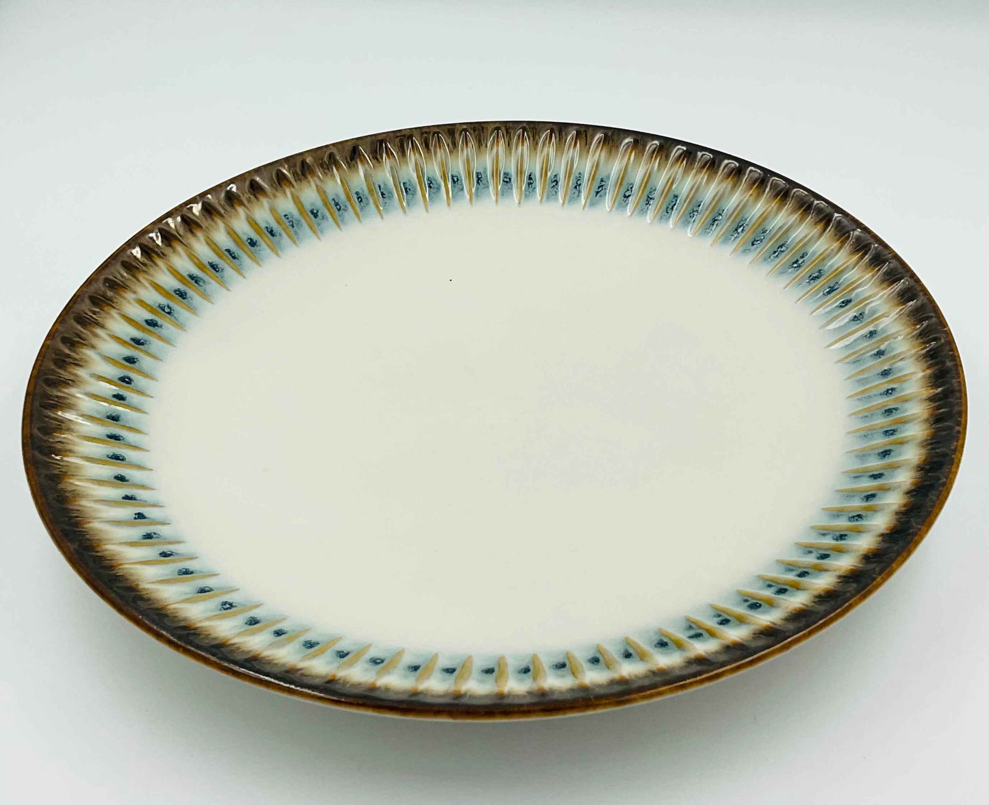 Laurie Gates Stowe Dinner Plates - Set of 2 | Vintage Dinnerware