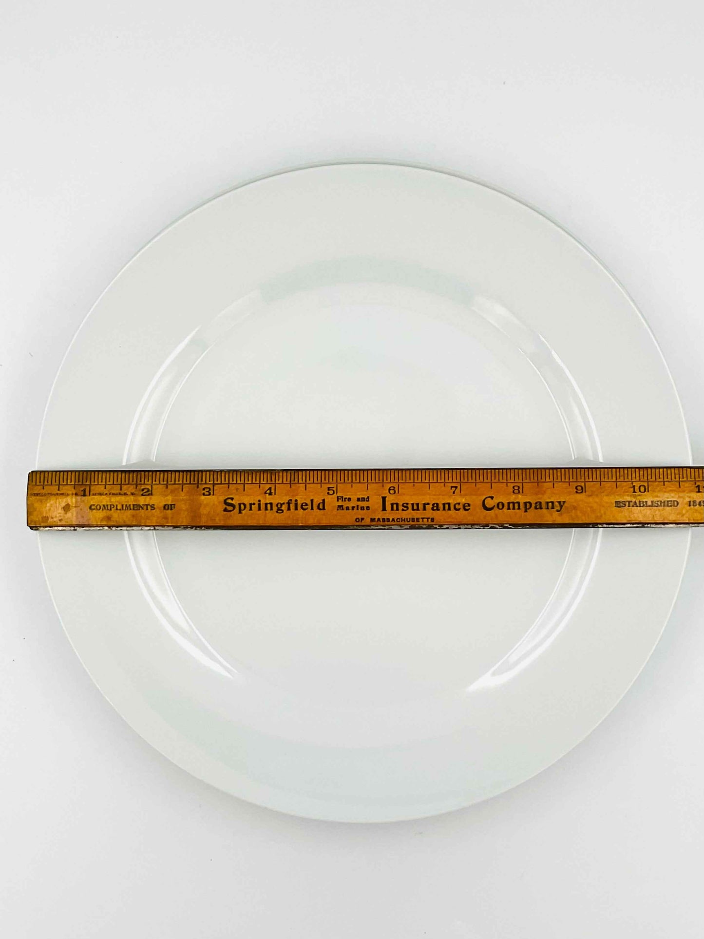 Pottery Barn Caterer's Box White Dinner Plates - Set of 10