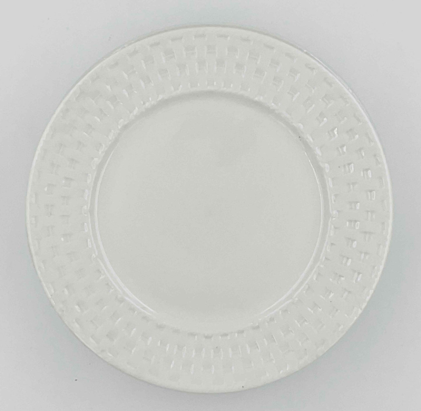 Oneida Gourmet Collection Wicker Salad Plates - Set of 7