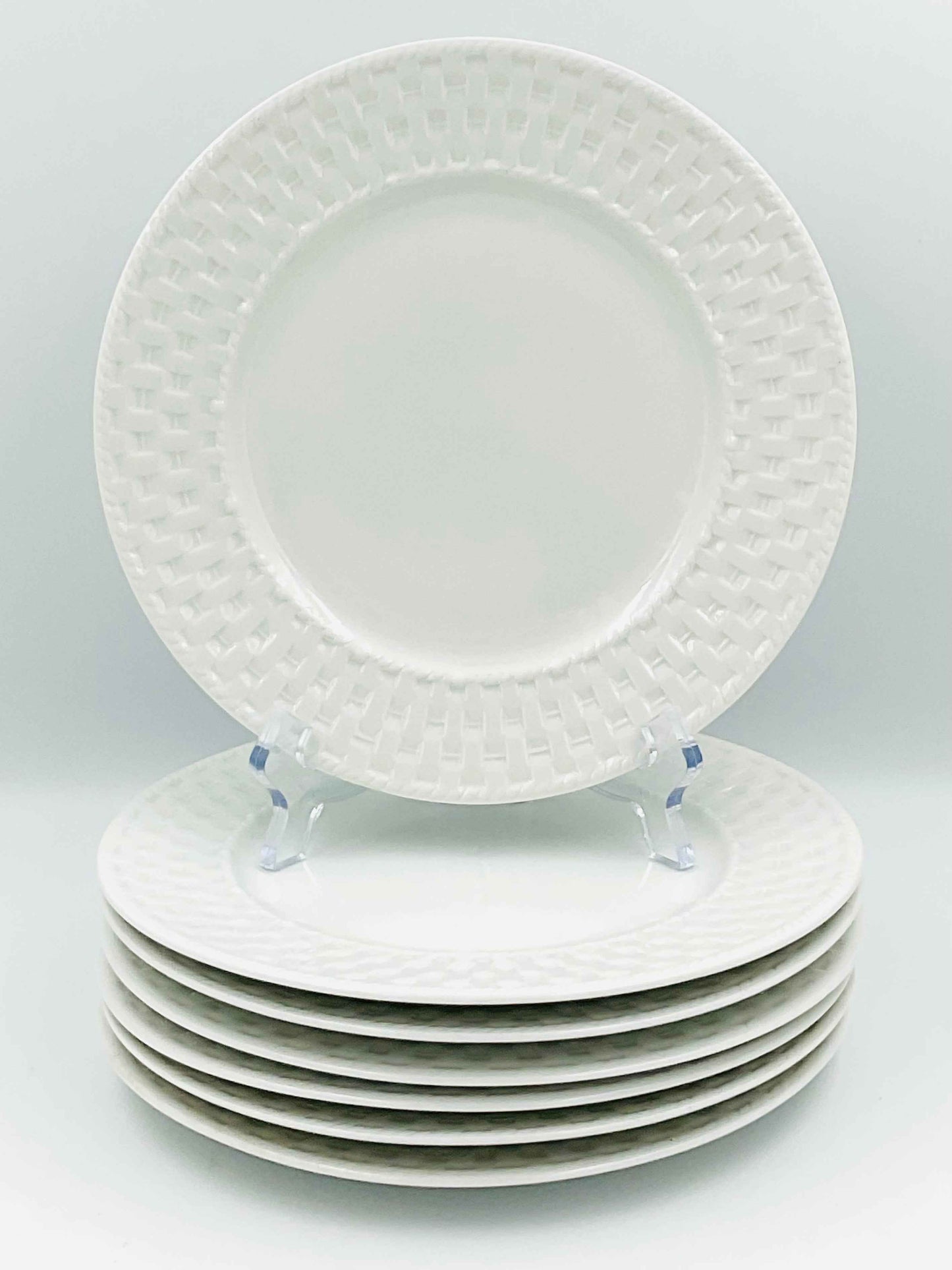Oneida Gourmet Collection Wicker Salad Plates - Set of 7