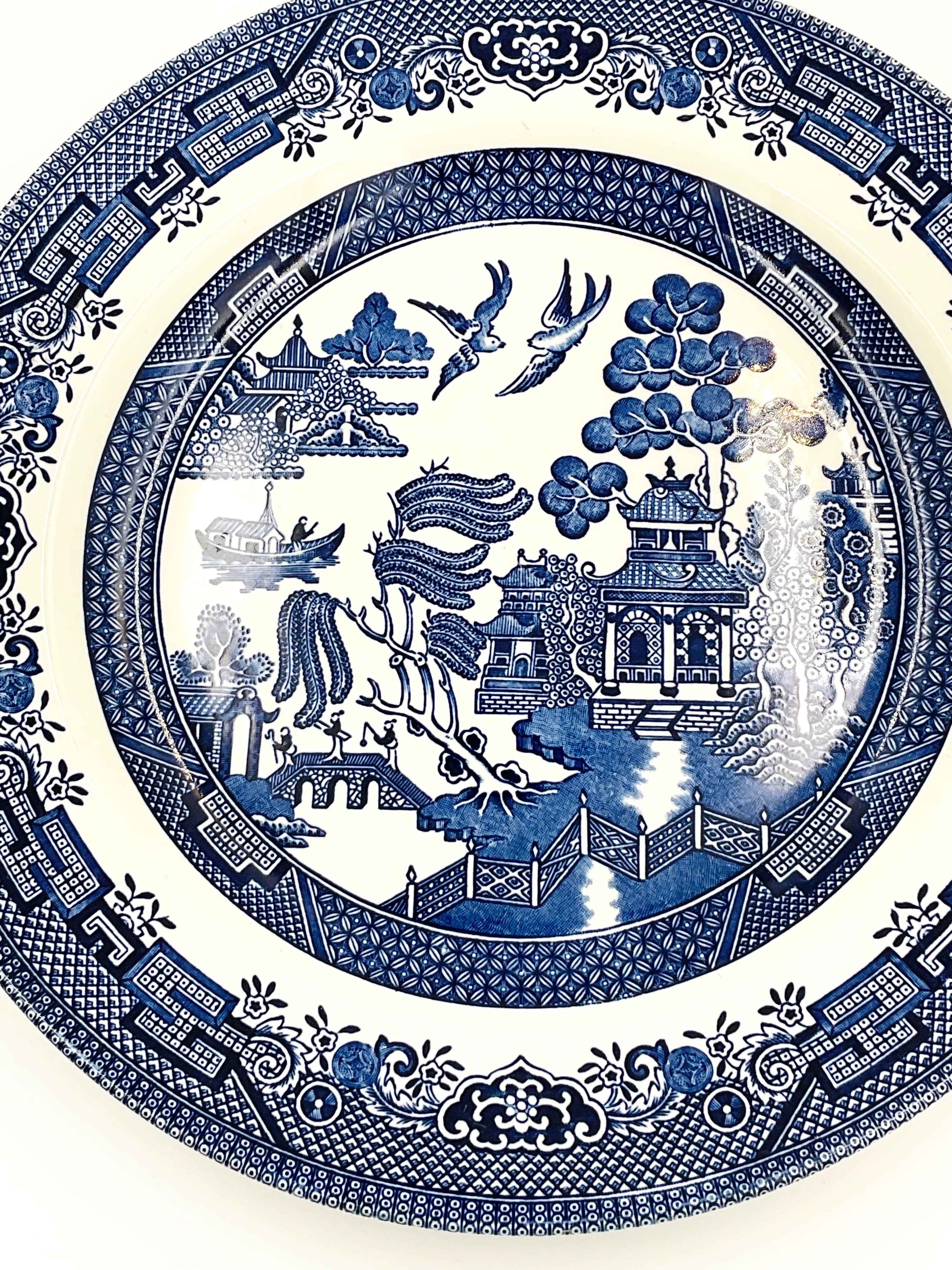 Vintage Churchill Blue Willow Dinner Plate England Transferware