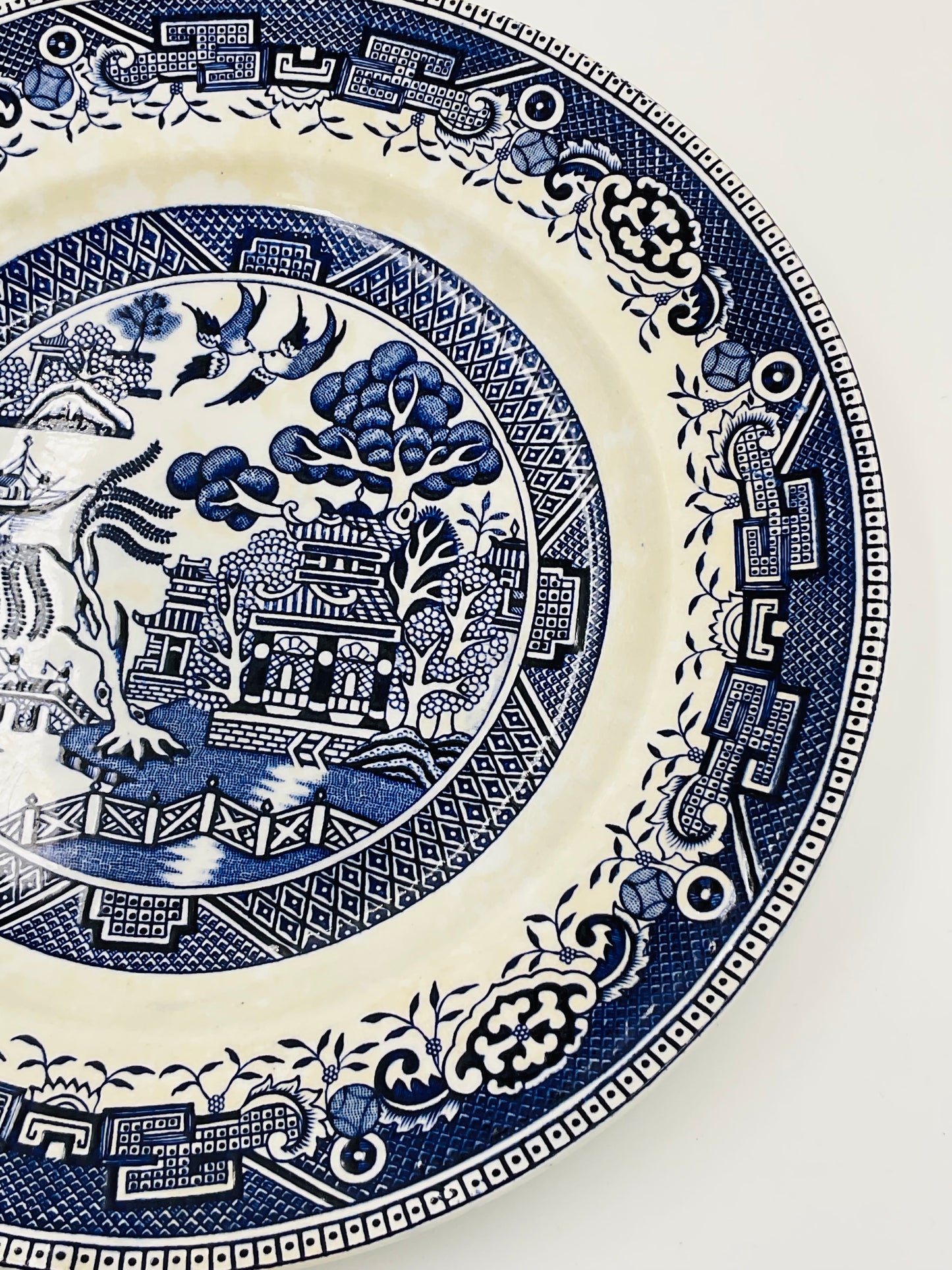 Vintage Washington Old Willow Blue White Transferware Plates Set of 2