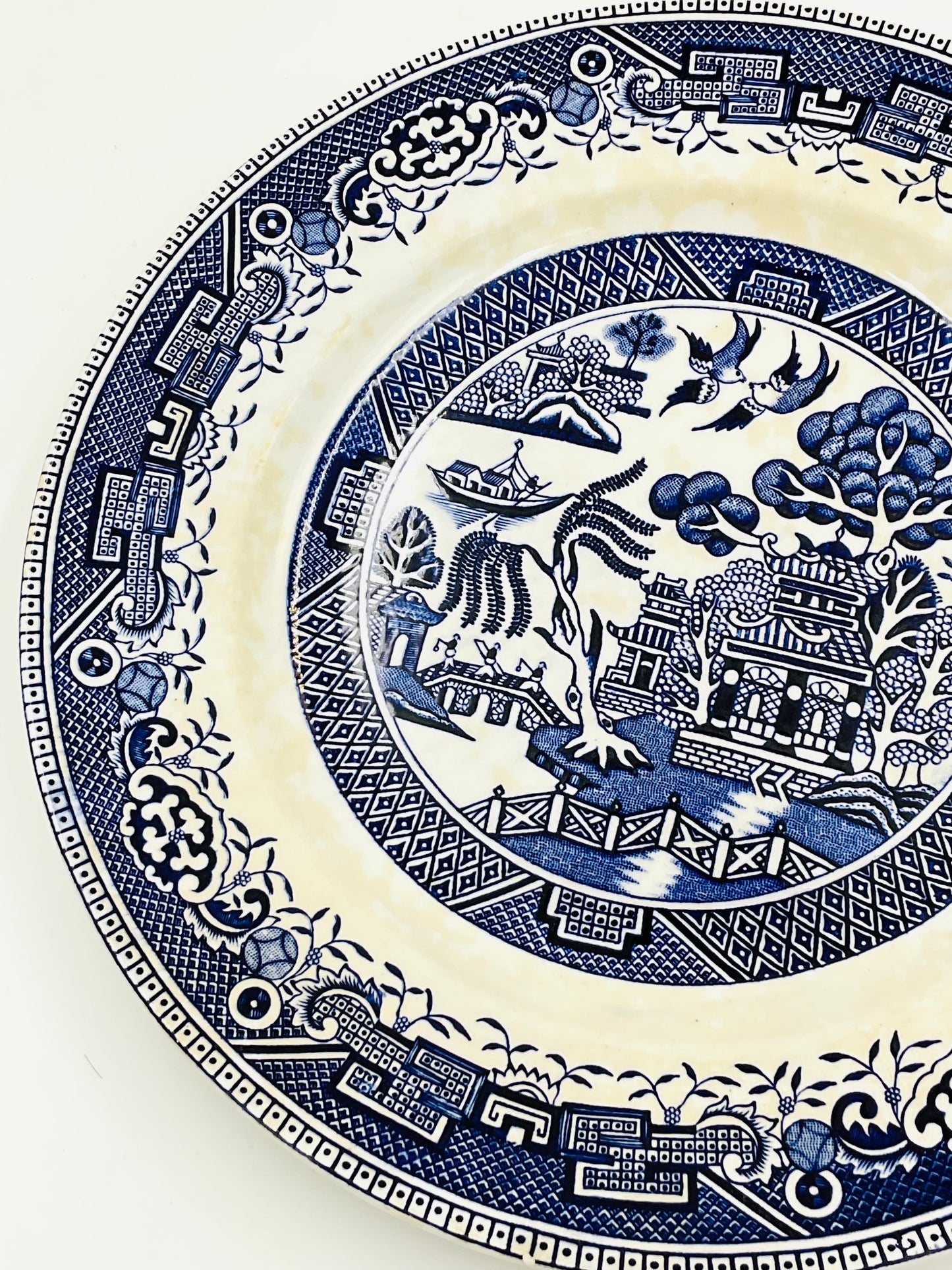Vintage Washington Old Willow Blue White Transferware Plates Set of 2
