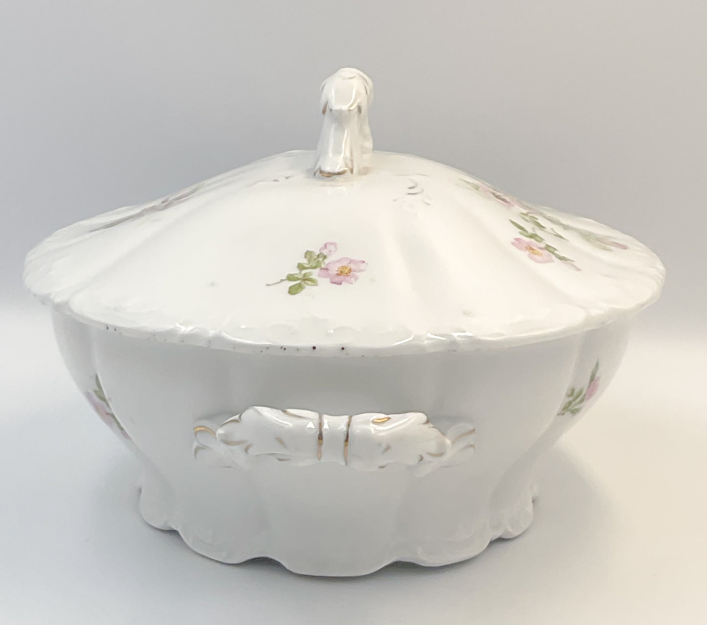 Antique Weimar Porzellan Covered Vegetable Bowl | Pre-1945 Germany Export Mark