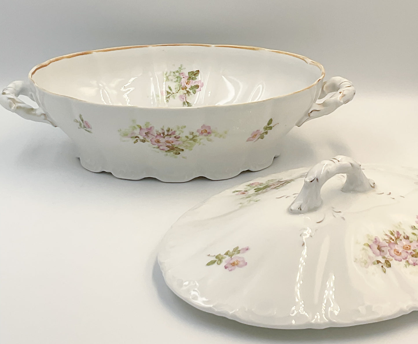 Antique Weimar Porzellan Covered Vegetable Bowl | Pre-1945 Germany Export Mark
