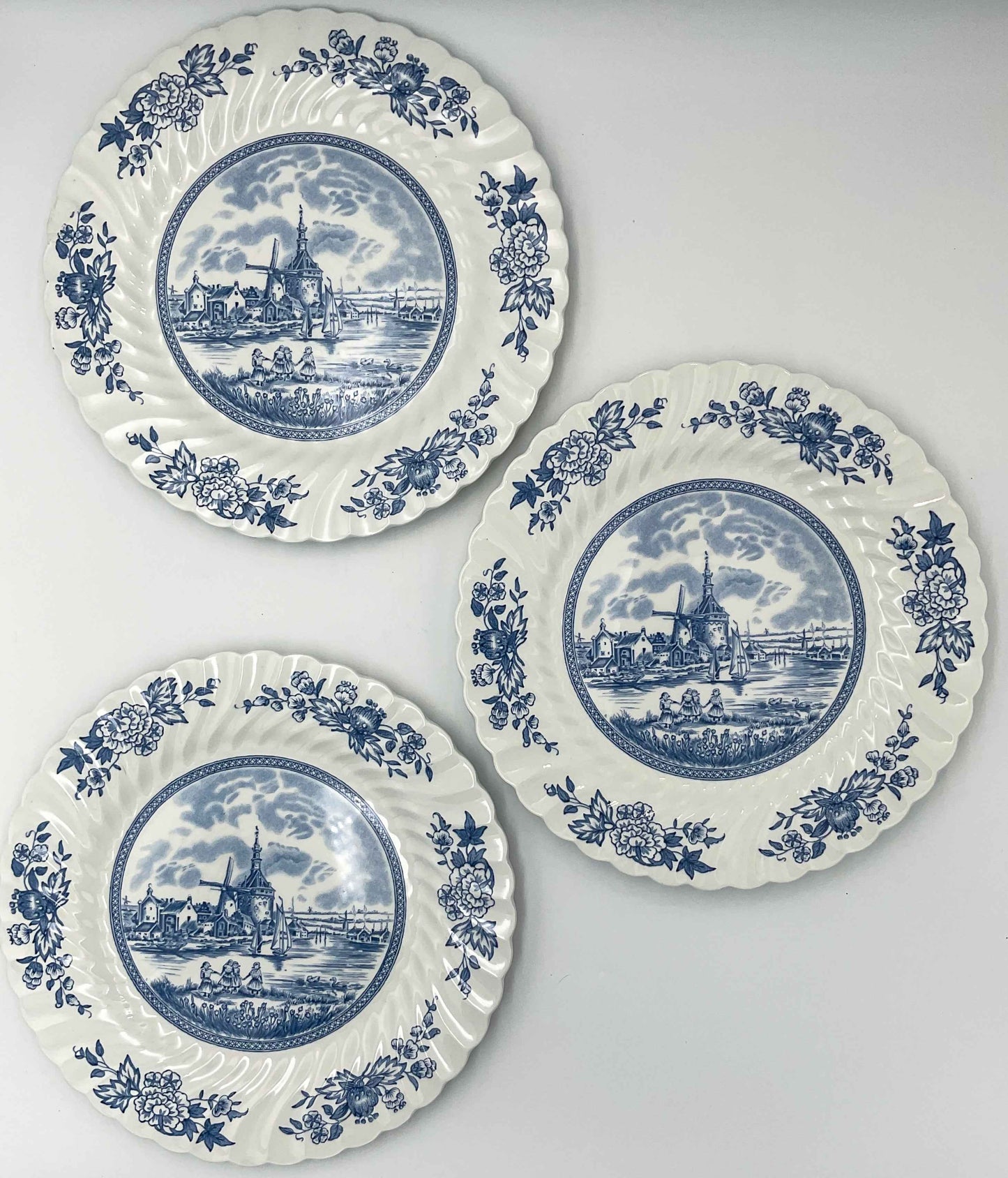 Set of 5 Johnson Bros Tulip Time Dinner Plates | Blue & White English Transferware | Vintage Cottage Farmhouse Tableware