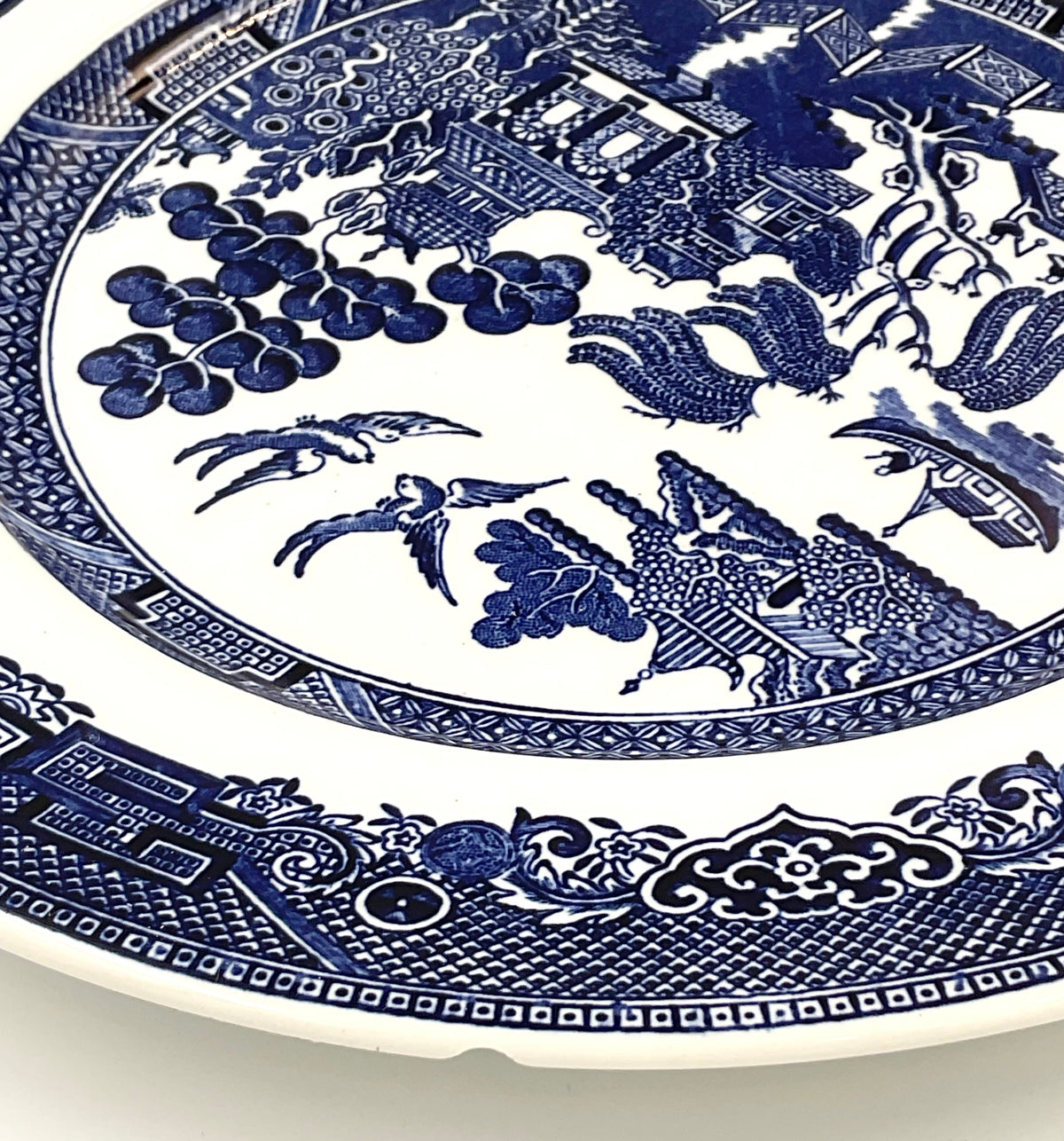 Johnson Brothers Willow Blue Dinner Plate 10.25” England Vintage