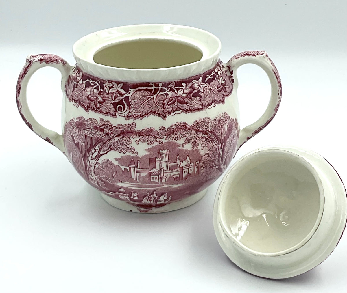 Vintage Mason’s Vista Red Transferware Covered Sugar Bowl – England
