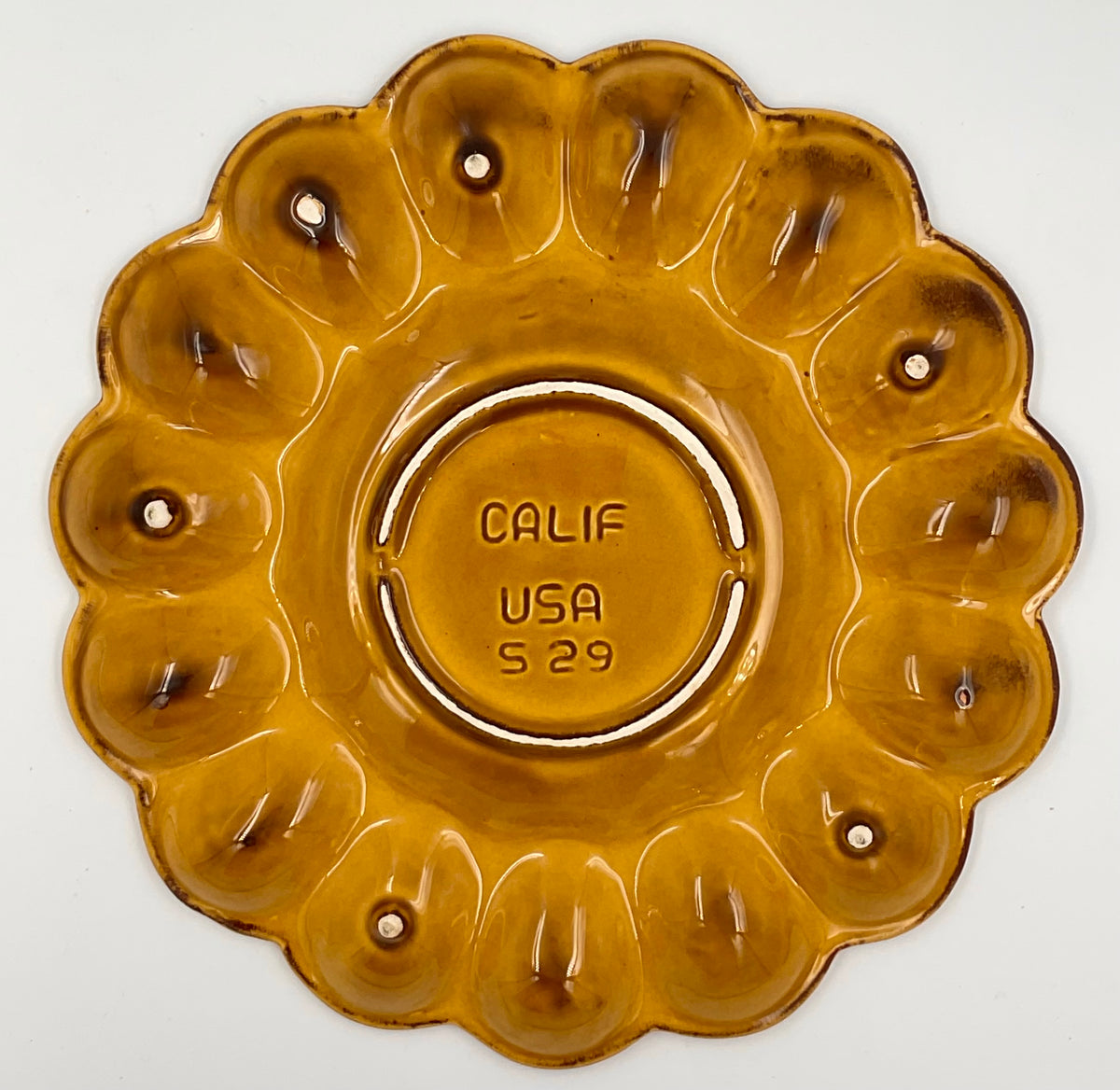 Vintage Calif USA S29 Amber Deviled Egg Platter Hen Chicken 10”