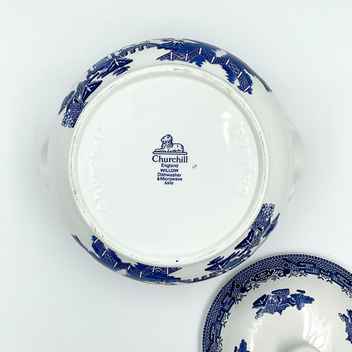 Churchill England Blue Willow Covered Serving Bowl | Lidded Tureen