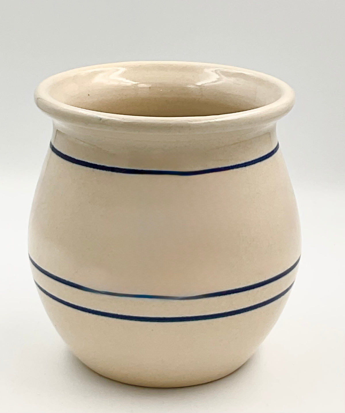 Casey Pottery crock #1 in cream with three cobalt blue bands